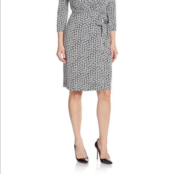 DVF Wrap Dress - Picture 7 of 7